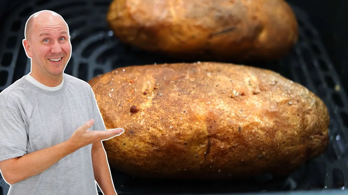 how do i bake a potato in the air fryer